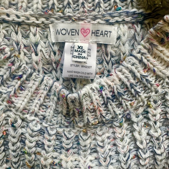 GIRL’S/KIDS WOVEN HEART LONG SLEEVE KNITTED SWEATER / SIZE XL - Picture 6 of 7